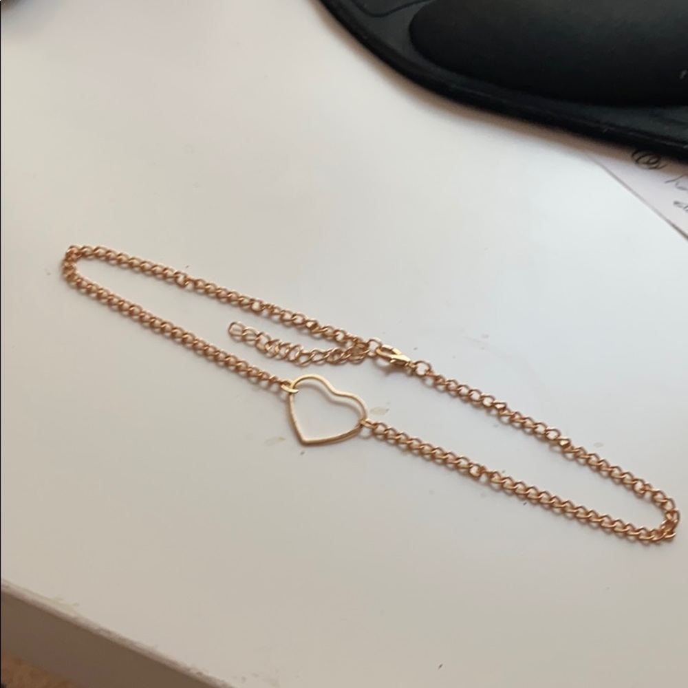 LAST CALL! gold heart chain choker